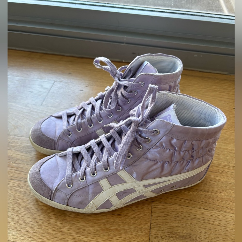 Onitsuka Tiger Women's Lavender High-Top Sneakers